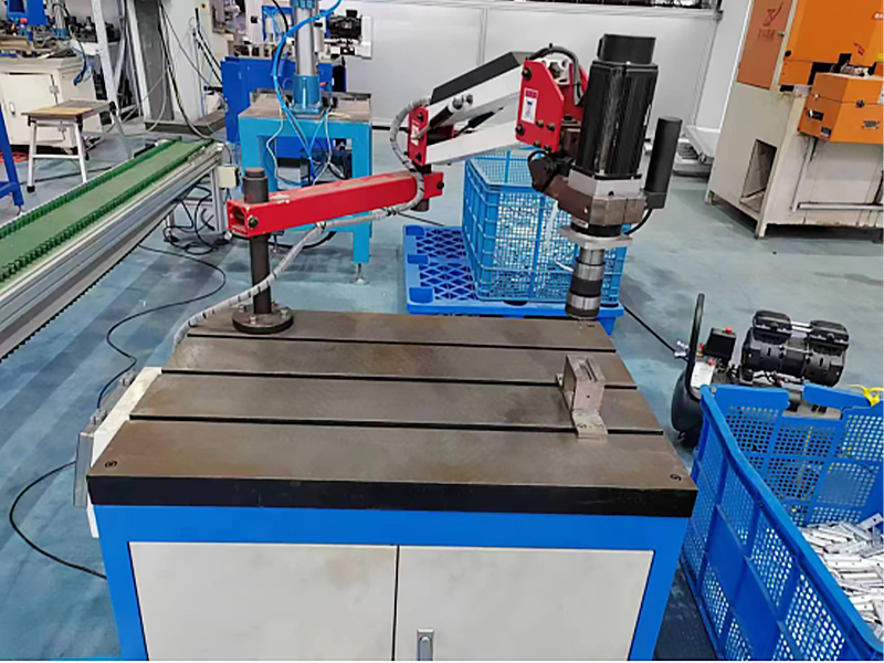 CNC -napautuskone